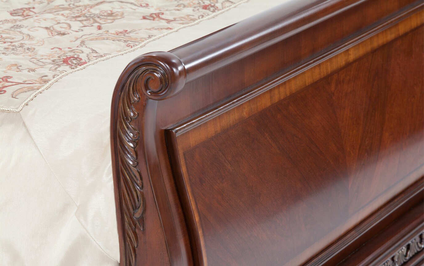 Majestic Bedroom Set