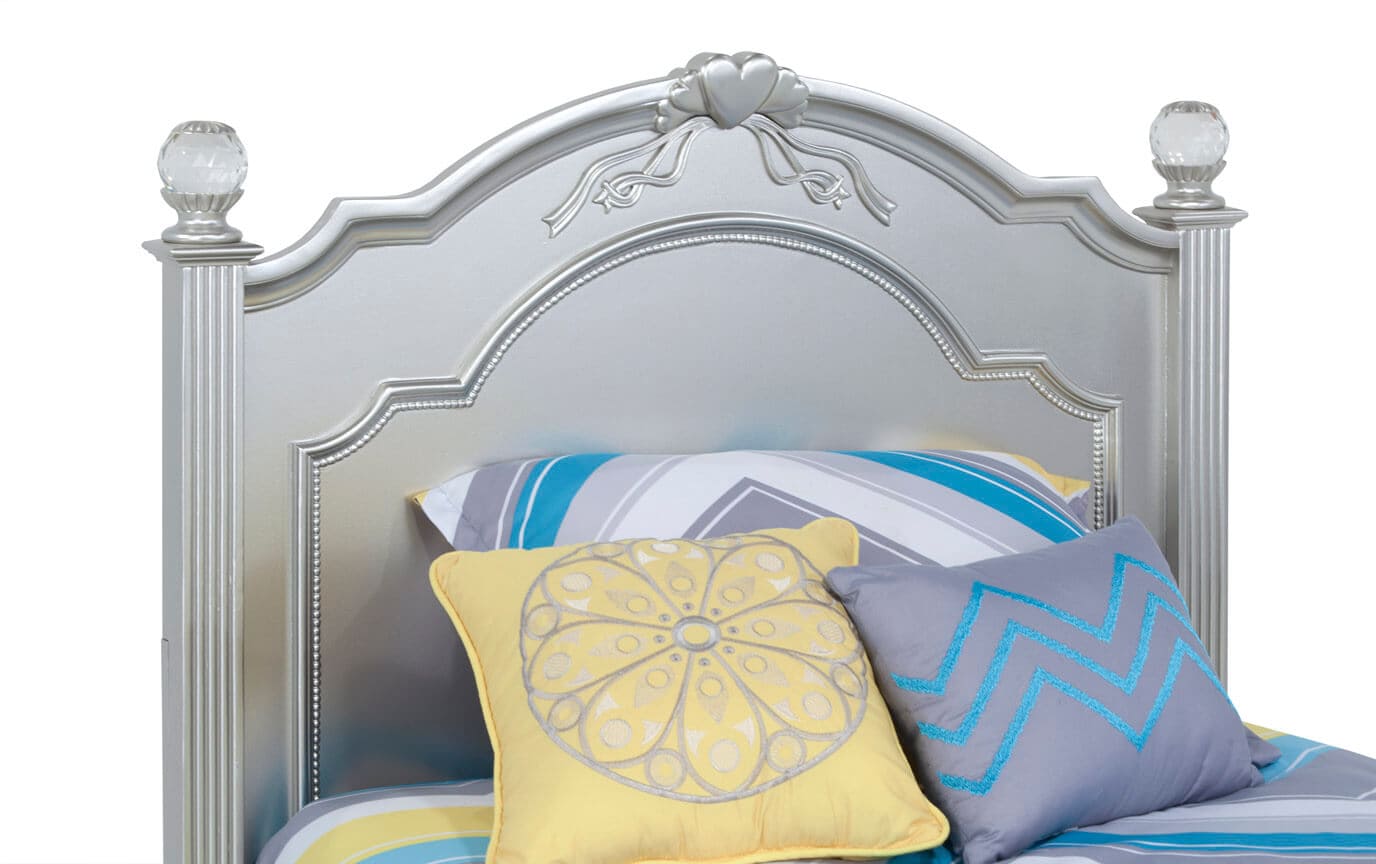 Madelyn Youth Bedroom Set