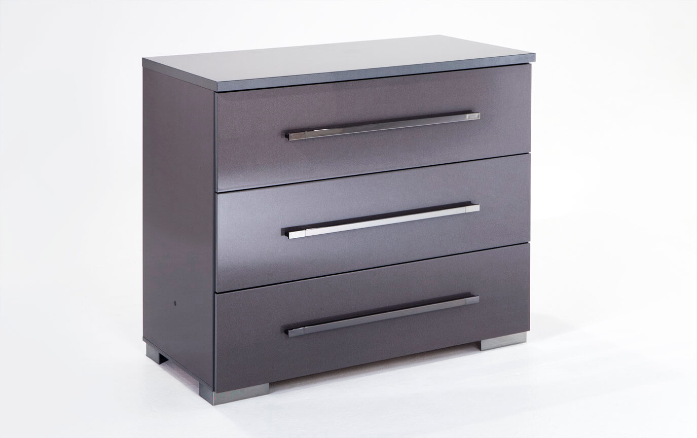 Platinum 3 Drawer Chest Bob S Furniture Gallery Slider Image 2