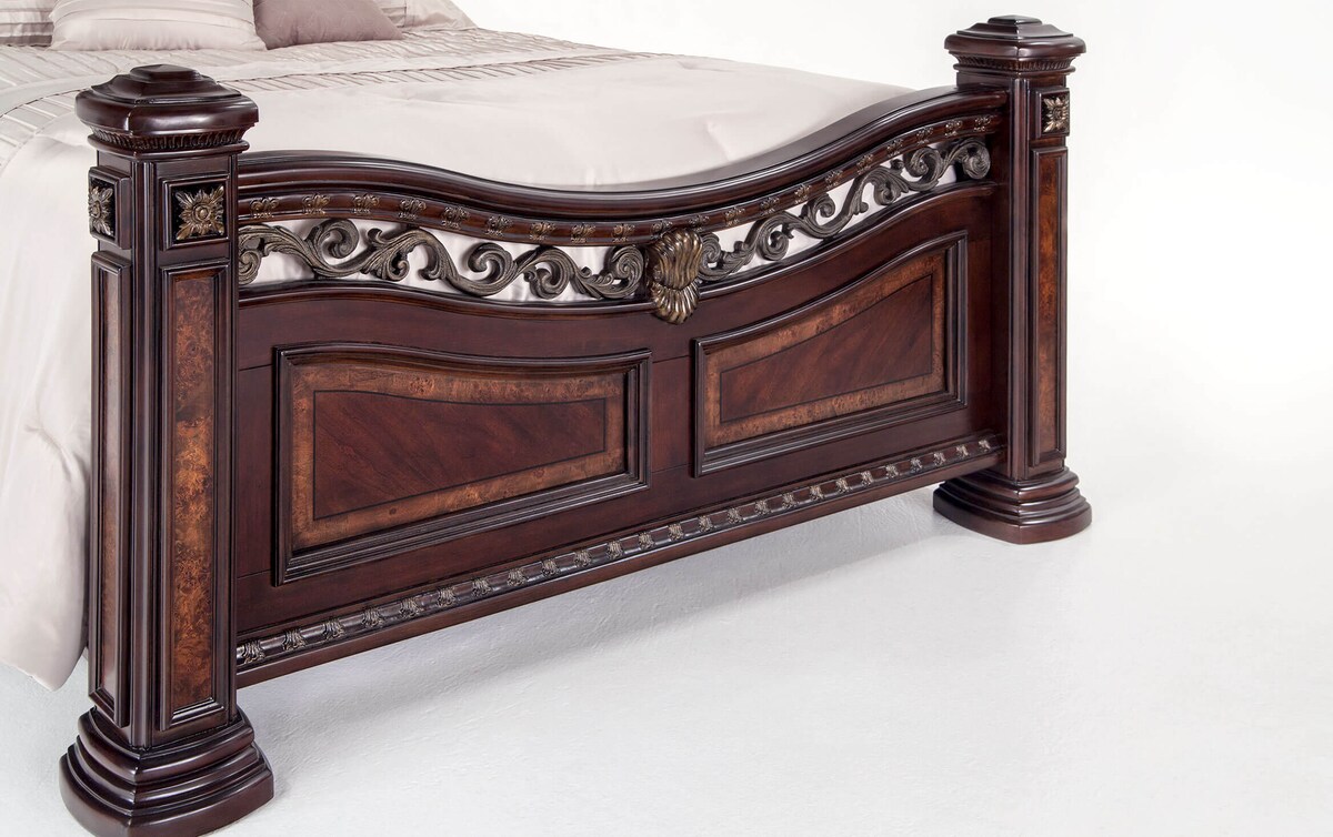 Grand Manor 5 Piece Queen Dark Cherry Bedroom Set with Chest queen
