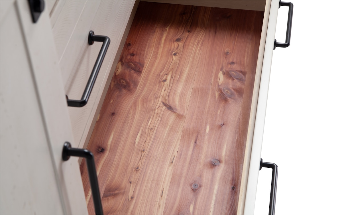 Montana 5 Piece Queen White Bookcase Storage Bedroom Set with Chest