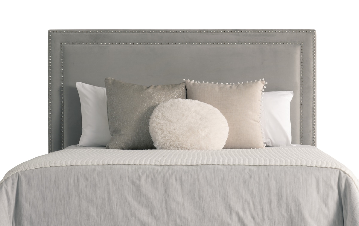 Tremont Gray 4 Piece Queen Gray Upholstered Bedroom Set queen