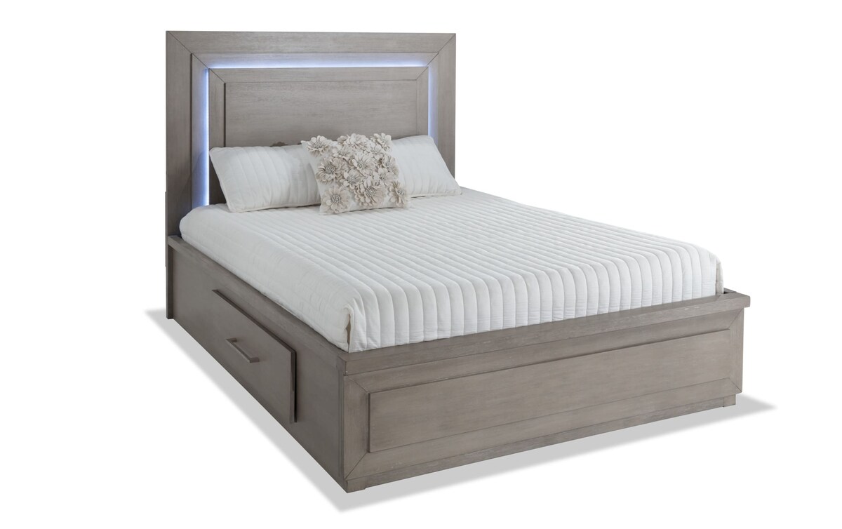 Cosmopolitan 5 Piece Queen Gray Storage Bedroom Set with Chest gray