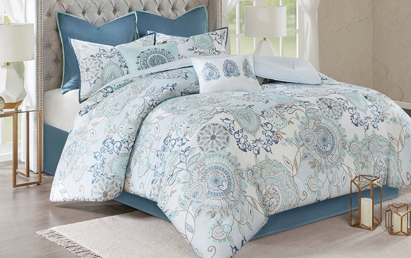 Jesi Queen Blue Floral 8 Piece Comforter Set | Bob's Discount Furniture ...