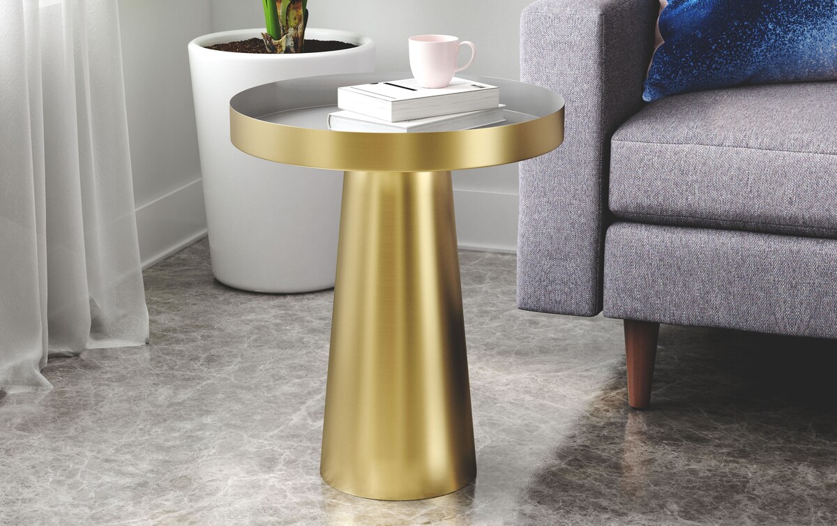 Villa Gold Round Accent Table gold_finish