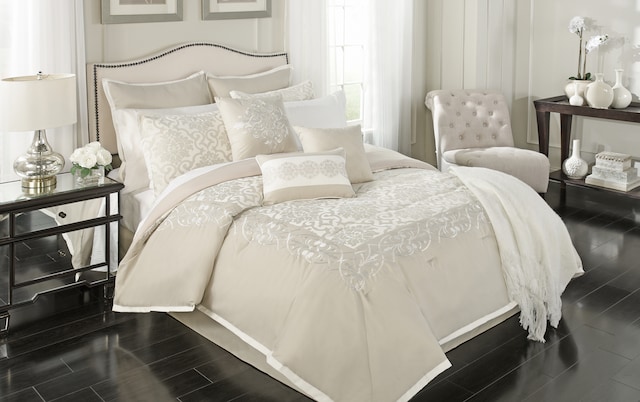 Serene 10 Piece Queen Comforter Set